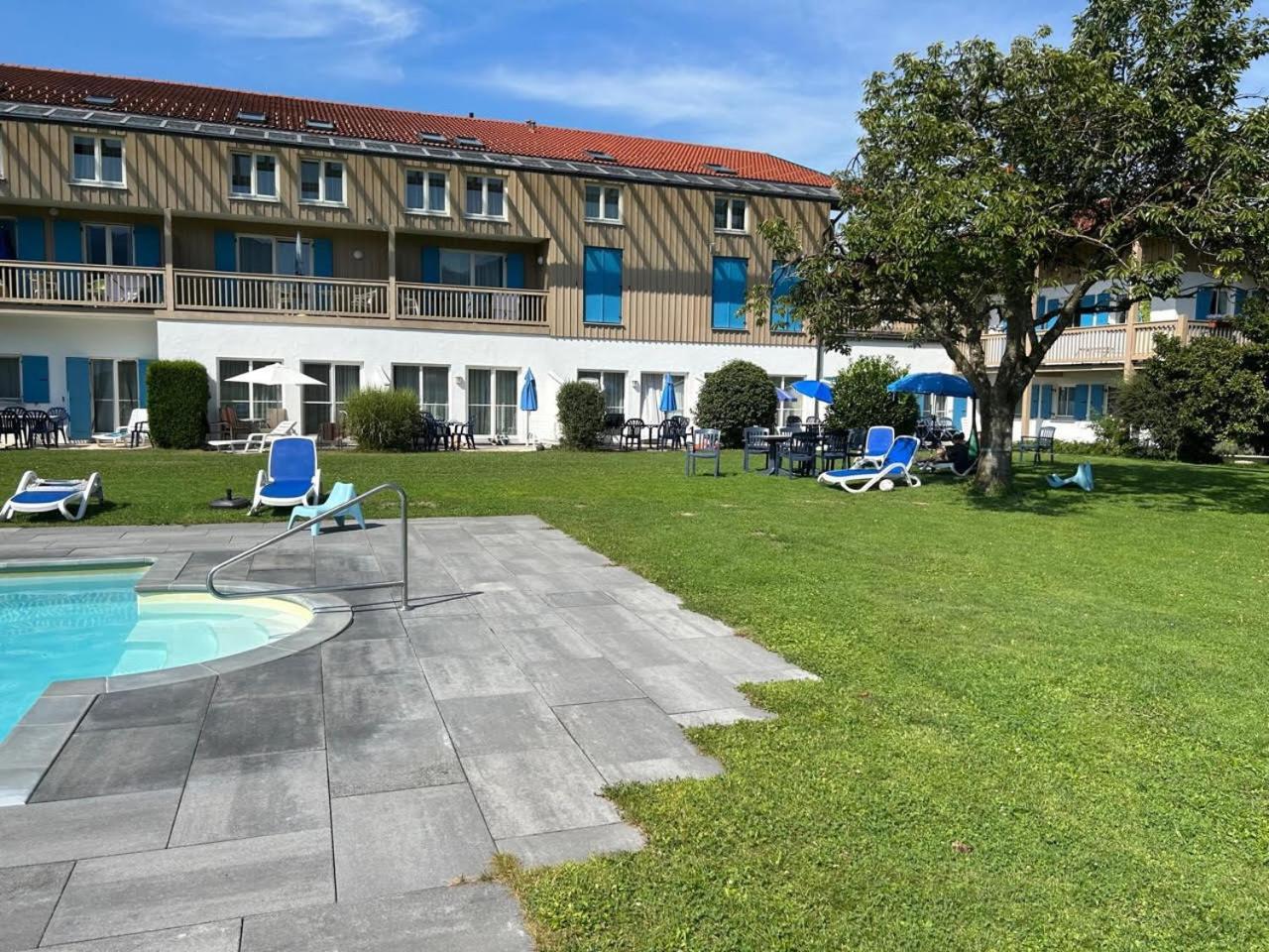 Gabi Mit Pool Und Sauna Übersee Kültér fotó